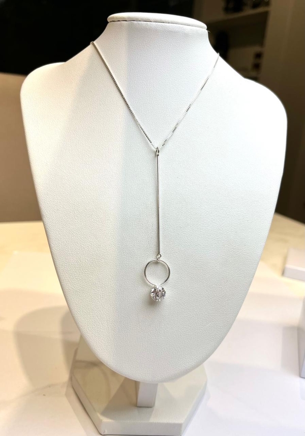Gargantilha gravata 45 cm com palito 7 cm com detale de zirconia prata 925 Estilo é moda