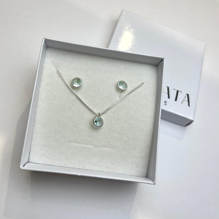 Conjunto ponto de luz azul ceu com zirconia embutida e corrente 45 cm prata 925