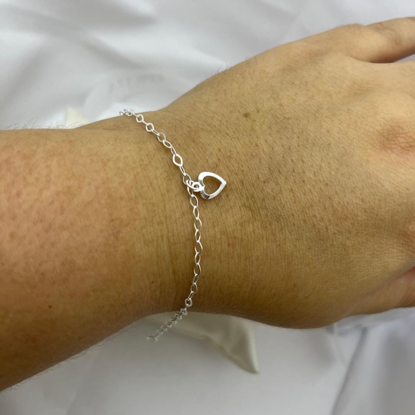 Pulseira elo oval com coracao  prata 925