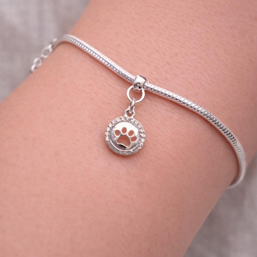 Berloque pata dog cravejada prata 925