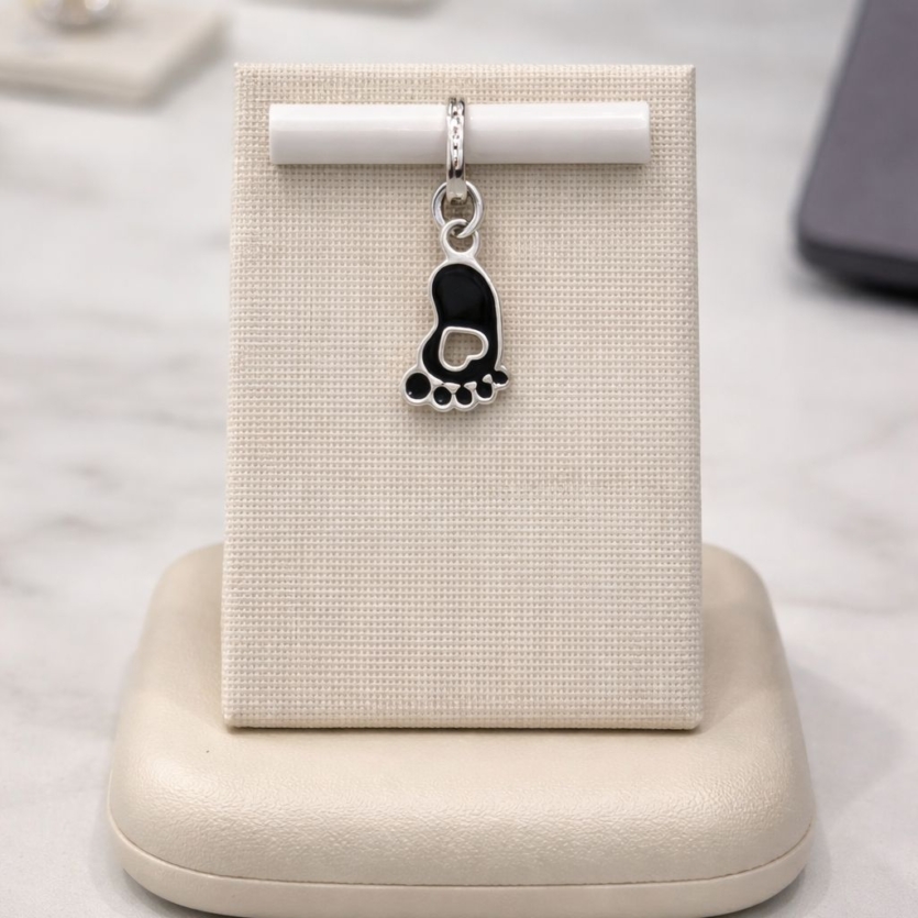 BERLOQUE PEZINHO RESINADO PRATA 925